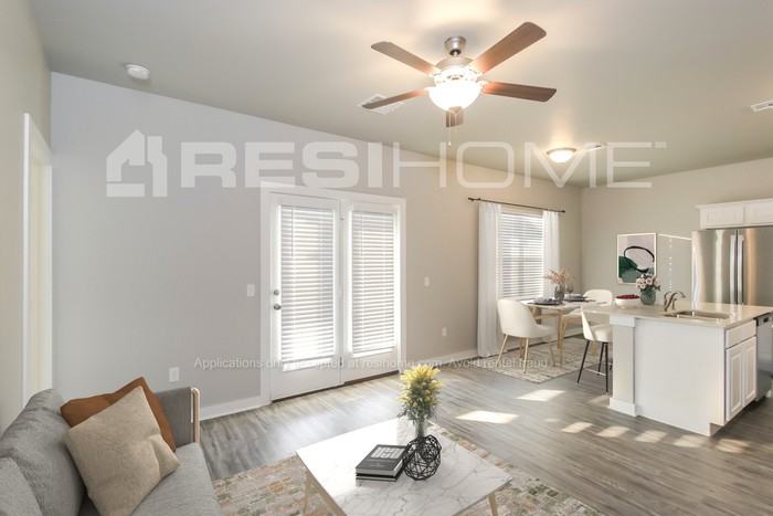 9005 Nw 142nd St - Photo 3 of 17