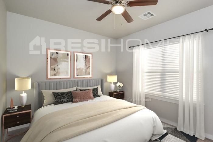 9005 Nw 142nd St - Photo 6 of 17