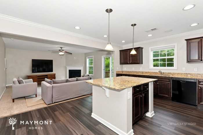559 Teaberry Dr - Photo 6 of 16