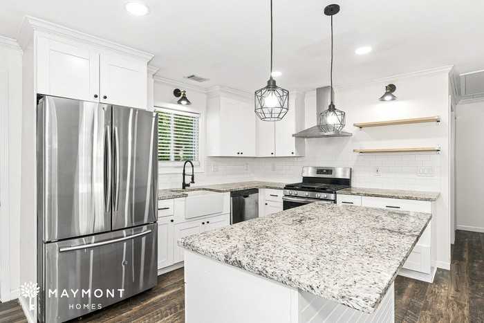 3014 Dogwood Dr - Photo 6 of 16