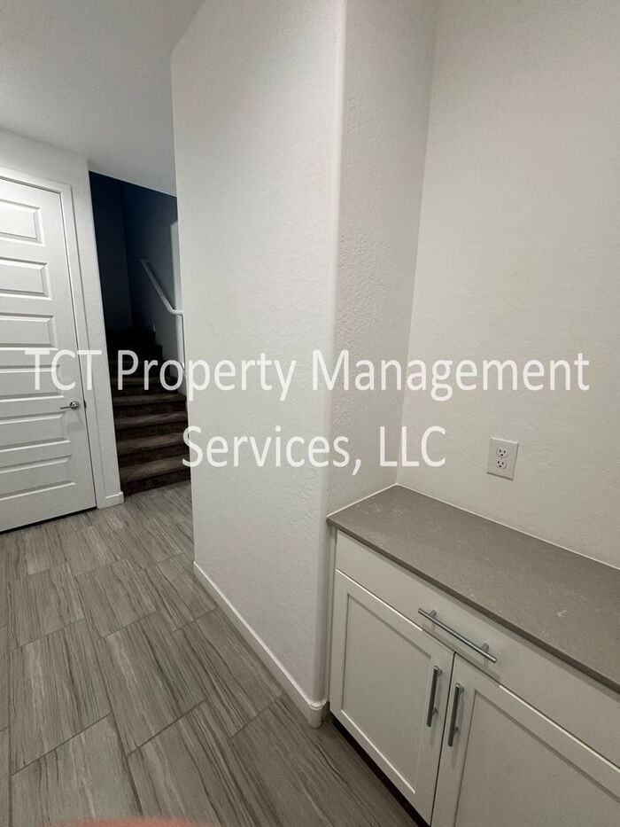 4650 S Glacier - Photo 3 of 19