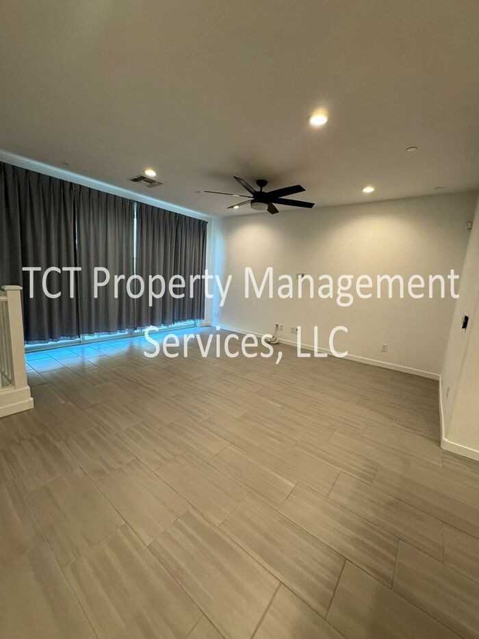 4650 S Glacier - Photo 6 of 19