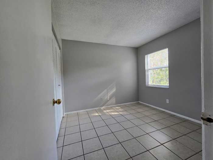 7186 E Bank Dr - Photo 5 of 22