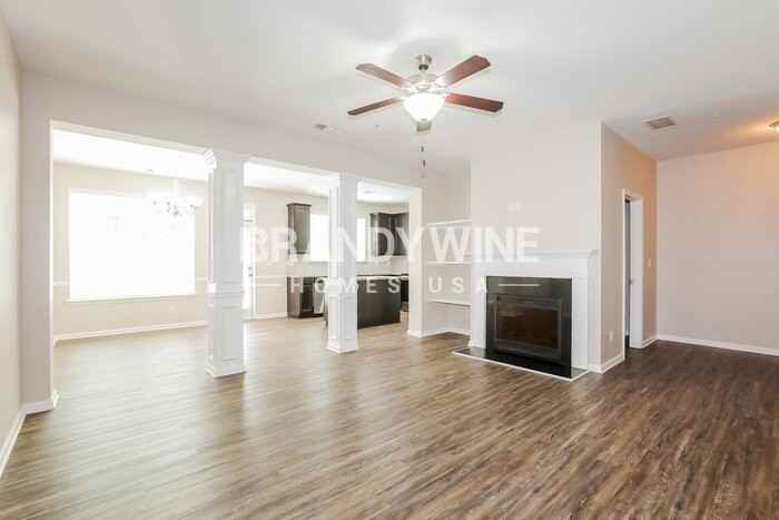 3892 Augustine Pl - Photo 4 of 24
