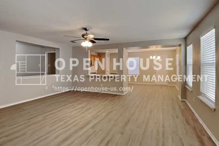 13837 Canyon Ranch Rd - Photo 6 of 20