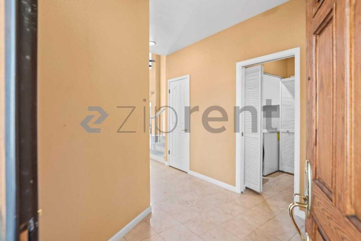115 Gardner Pl - Photo 6 of 36