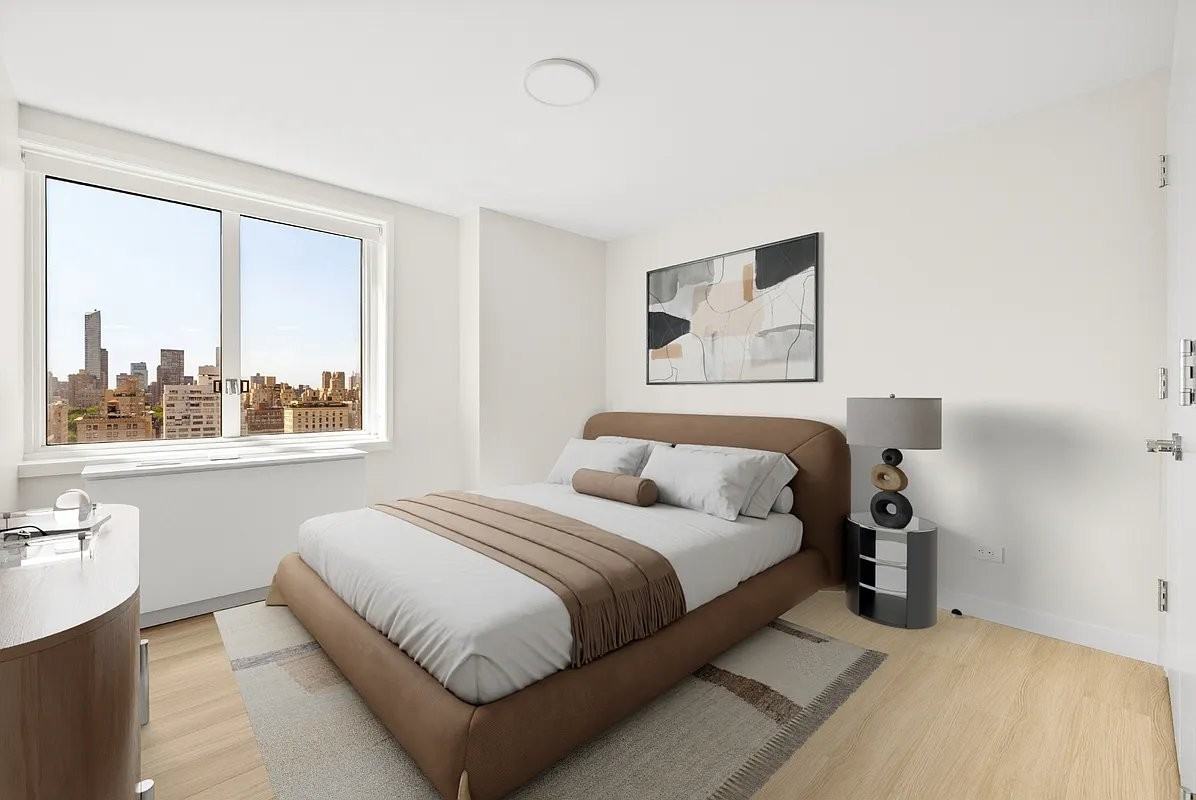 E 66th St #PHA - Photo 3 of 19