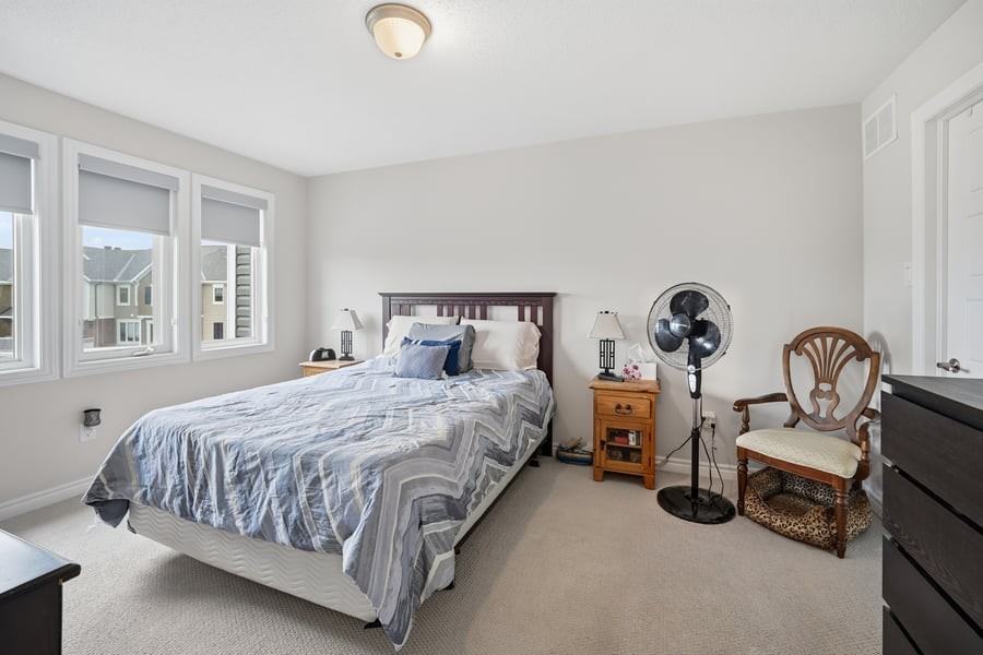 84 Feathertop Lane - Photo 7 of 13