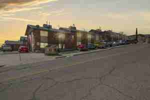 featured image of 3313 Johnson Ave #16