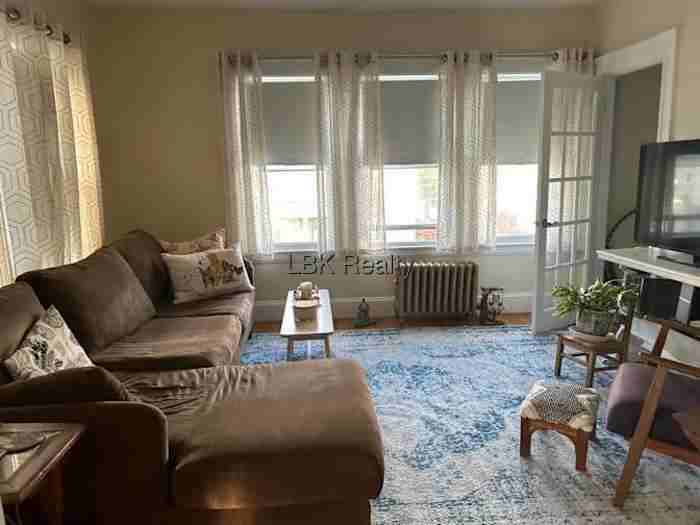 22 Melville Ave - Photo 2 of 15