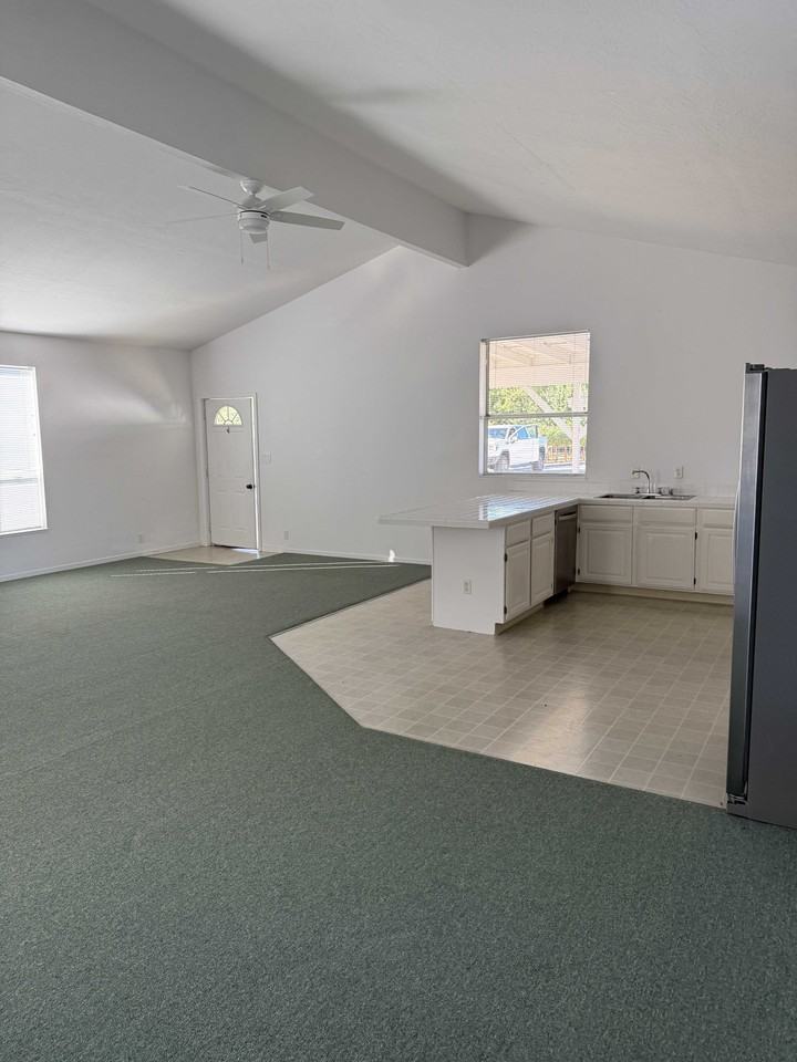 3996 Dry Creek Rd - Photo 5 of 11
