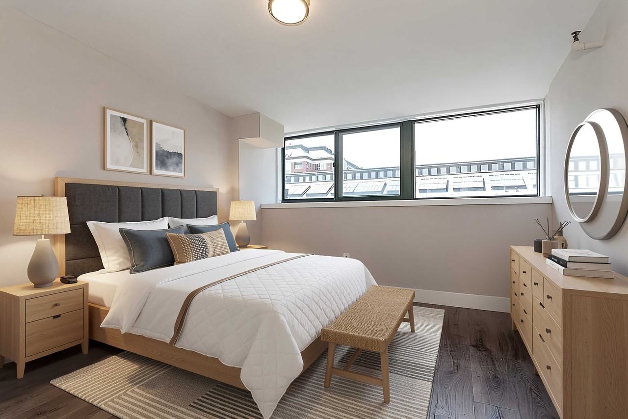 42 8th St #5519 - Photo 4 of 12