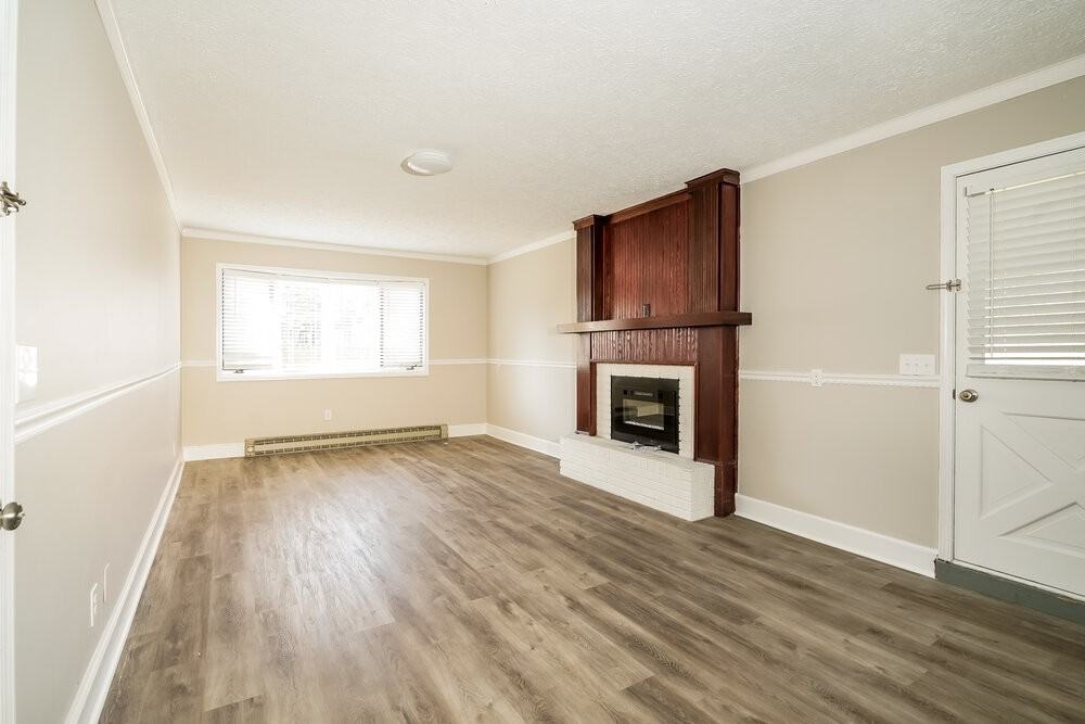 5112 Beechwood Rd - Photo 4 of 16