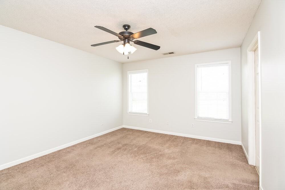 1851 Timber Way N - Photo 5 of 15
