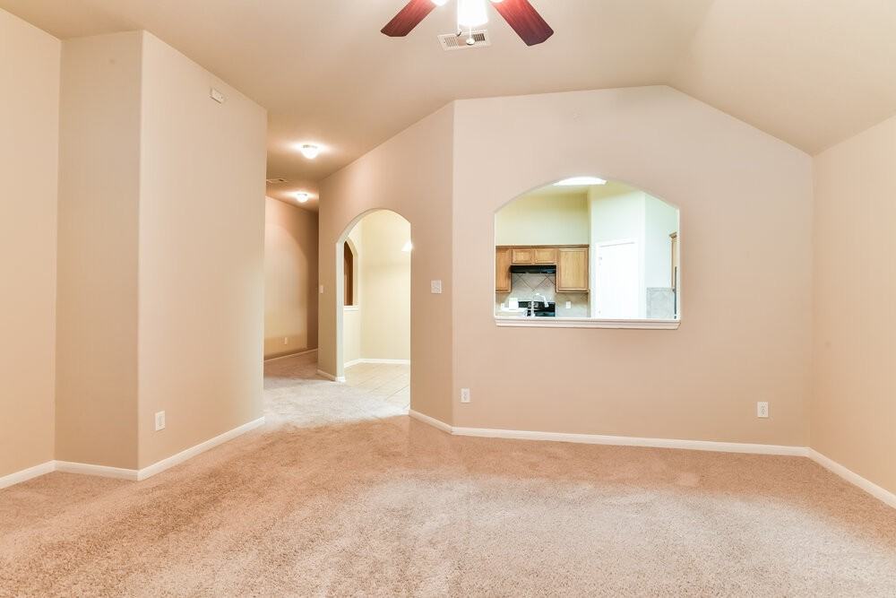 13407 Forest Pines Village Ln - Photo 4 of 15