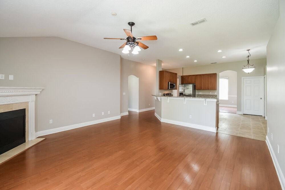 1311 Yellow Jacket Ct - Photo 4 of 16