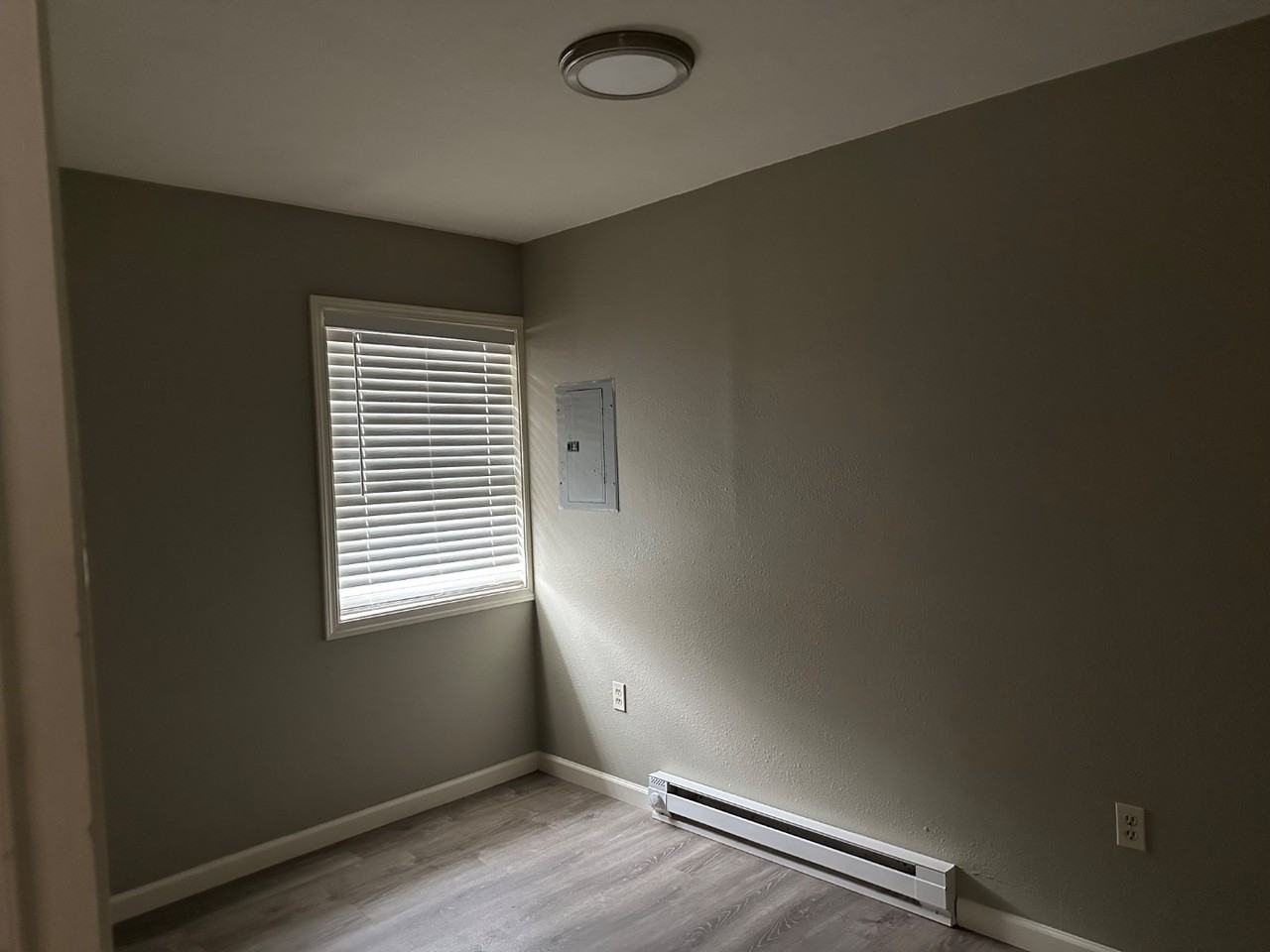Emerson Cottages - Photo 5 of 10