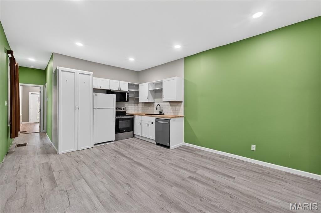 4338 Humphrey St - Photo 4 of 22