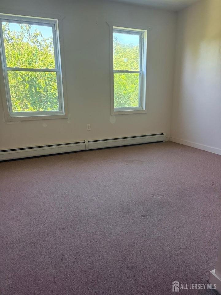661 Catherine St #2A - Photo 7 of 13