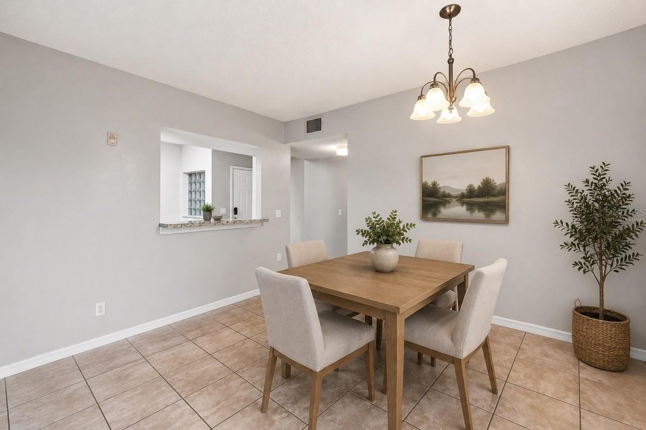 6421 Cypressdale Dr #101 - Photo 7 of 38