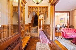 featured image of 329 Convent Ave