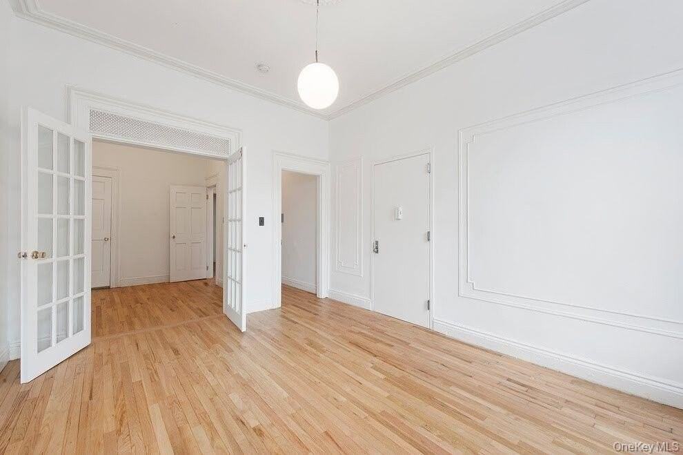 605 Vanderbilt Ave #2 - Photo 4 of 4