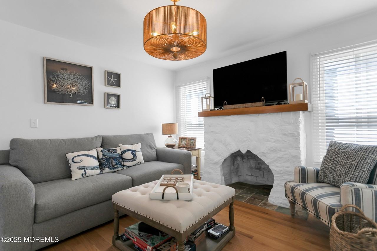 505 Jefferson Ave - Photo 2 of 43