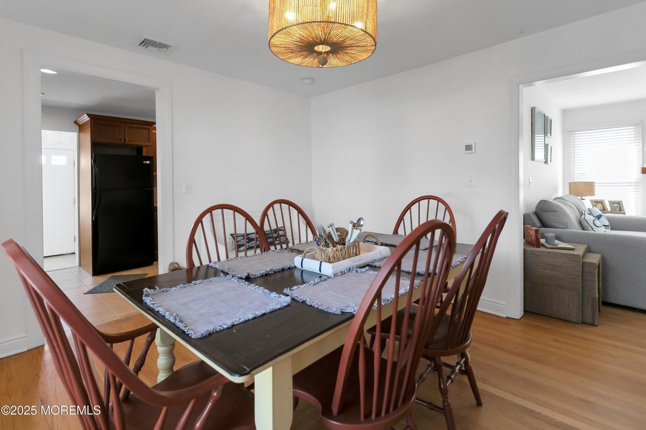 505 Jefferson Ave - Photo 3 of 29