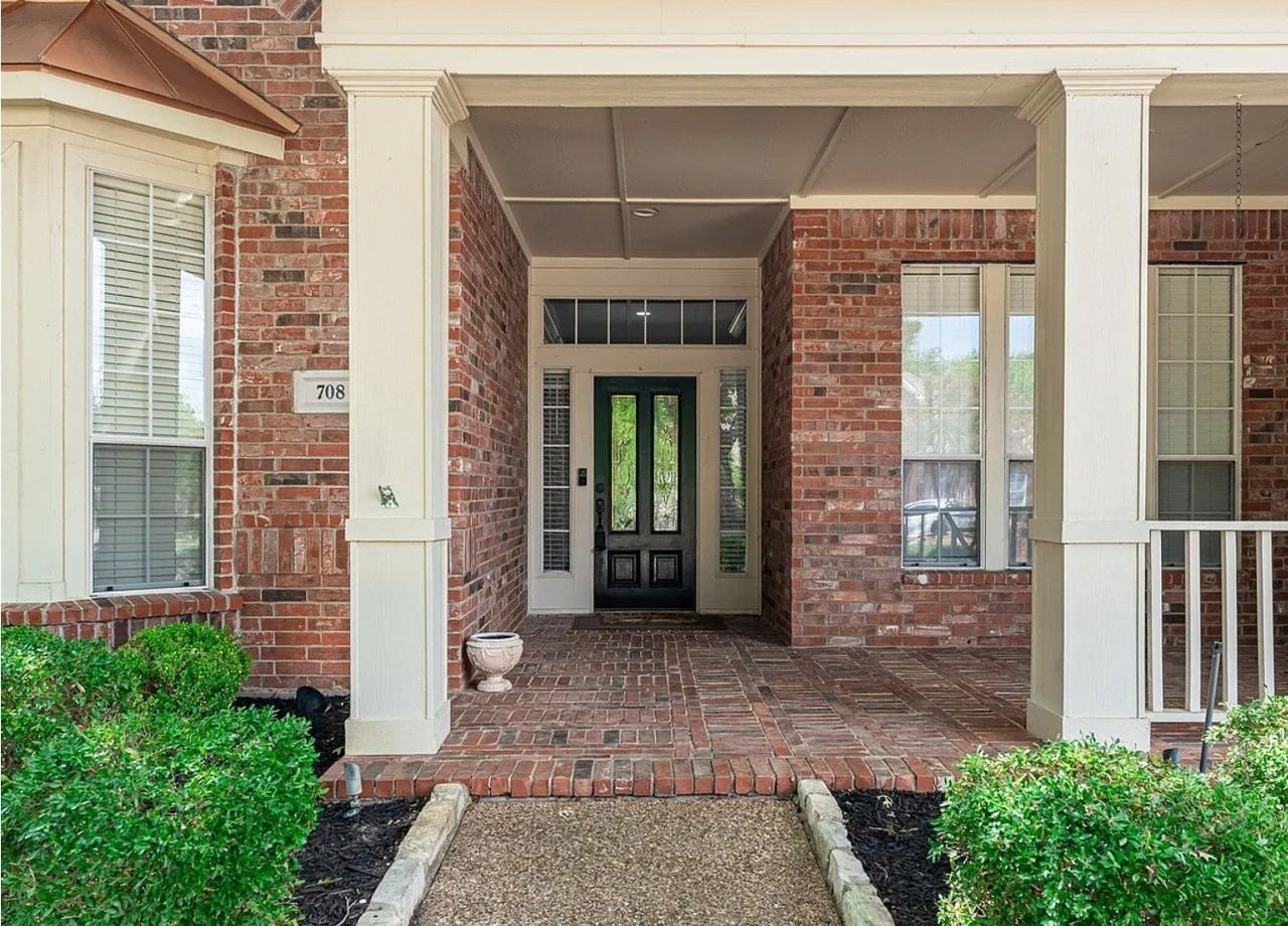 708 Hackberry Ridge Dr - Photo 3 of 8