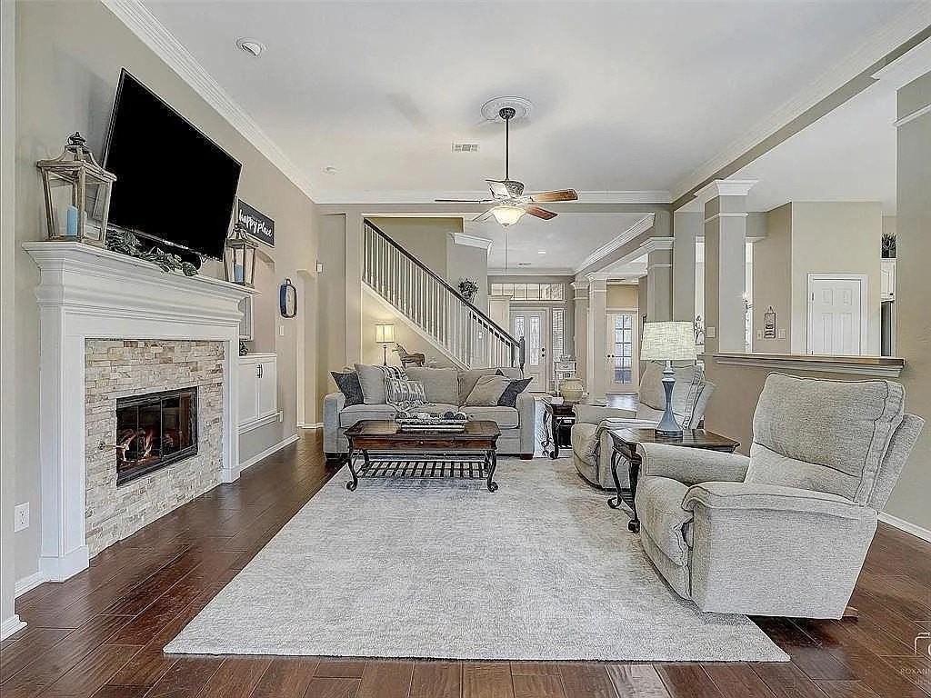 708 Hackberry Ridge Dr - Photo 4 of 8