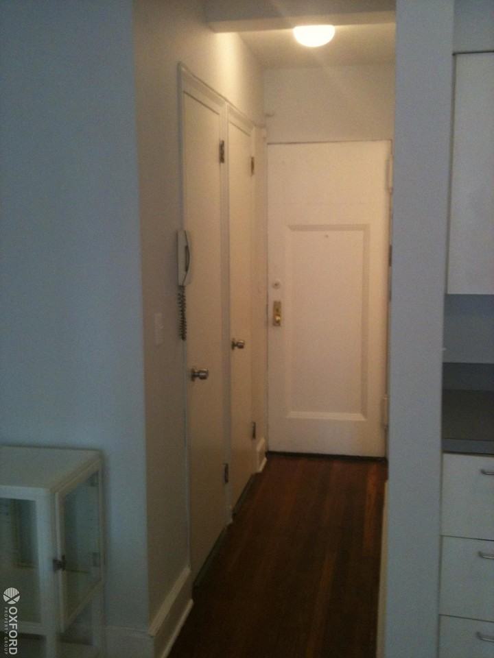 320 E 42nd St #814 - Photo 3 of 6