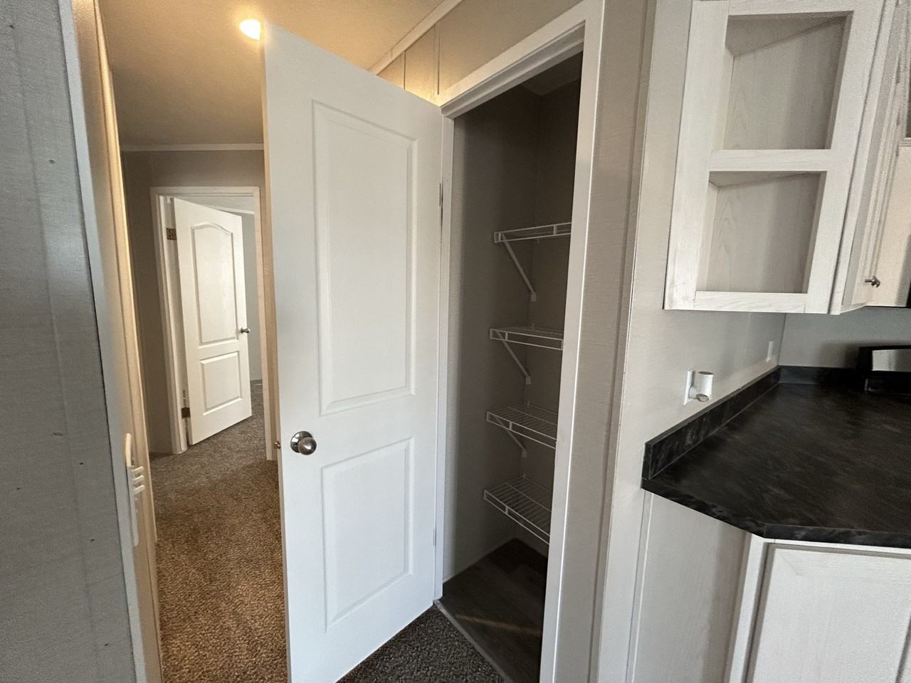509 Washington #509 - Photo 4 of 14