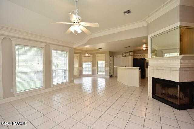 208 E Weeks Dr - Photo 5 of 25