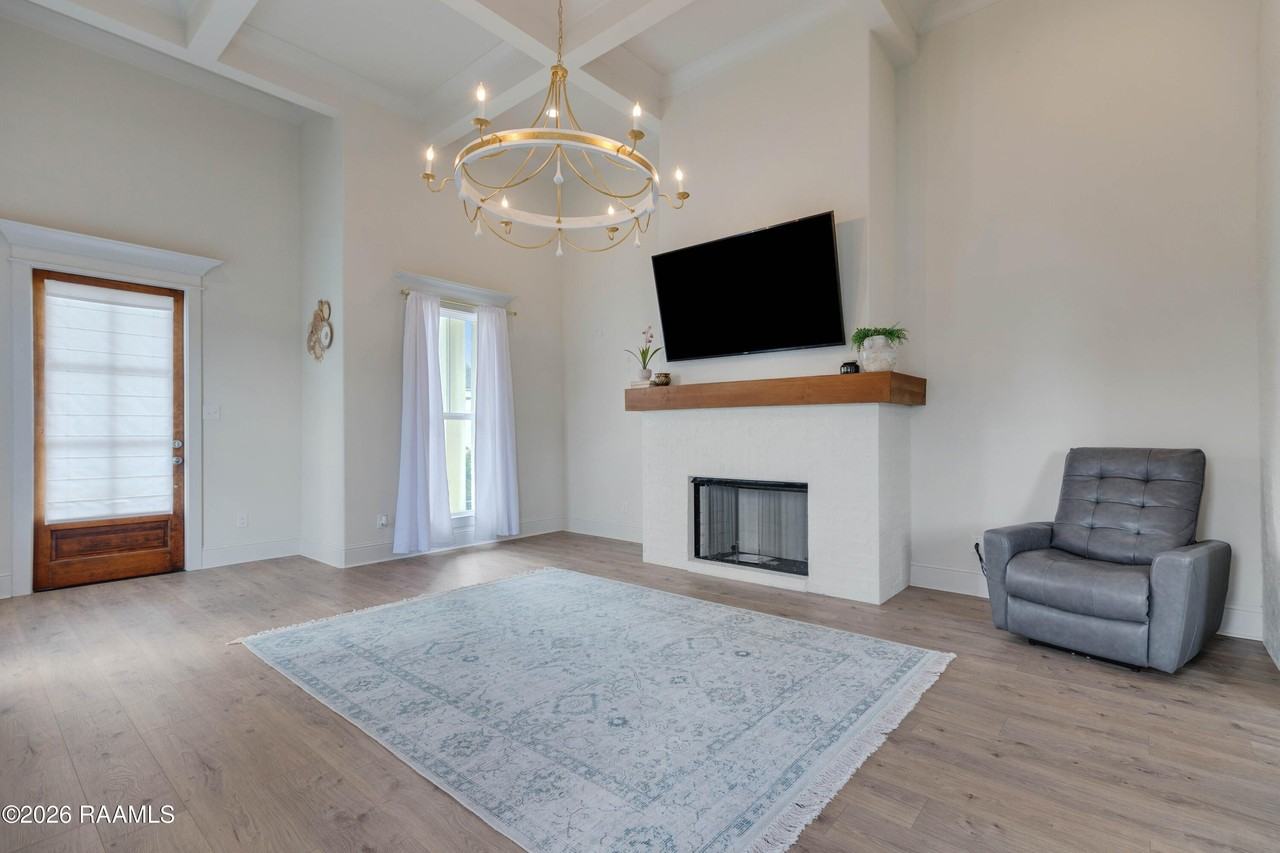 113 Gentle Island Dr - Photo 5 of 36