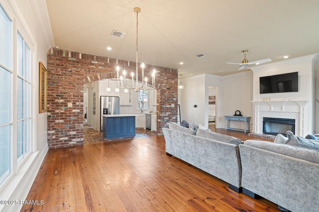 123 Croft Row - Photo 7 of 32