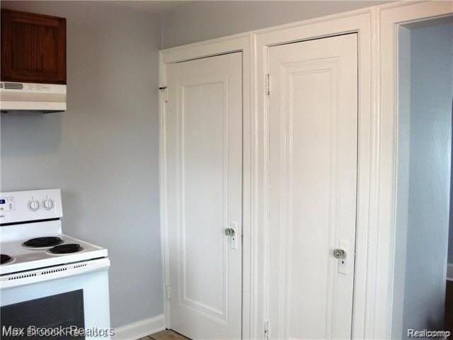 1247 Franklin Rd - Photo 7 of 13