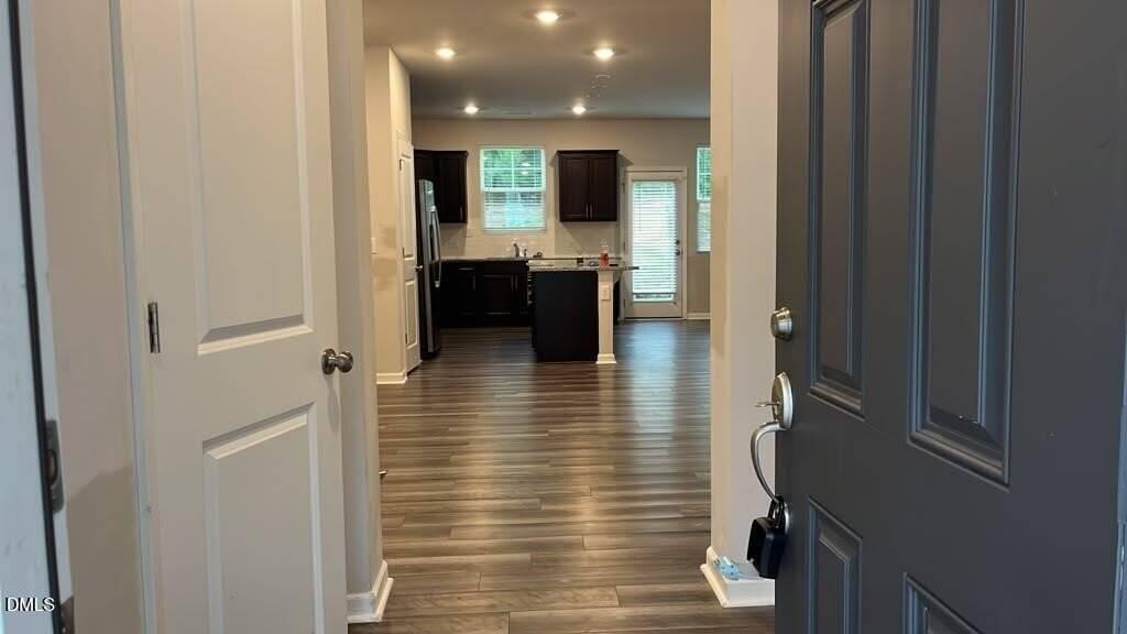 405 Hazy Hills Ln - Photo 4 of 33