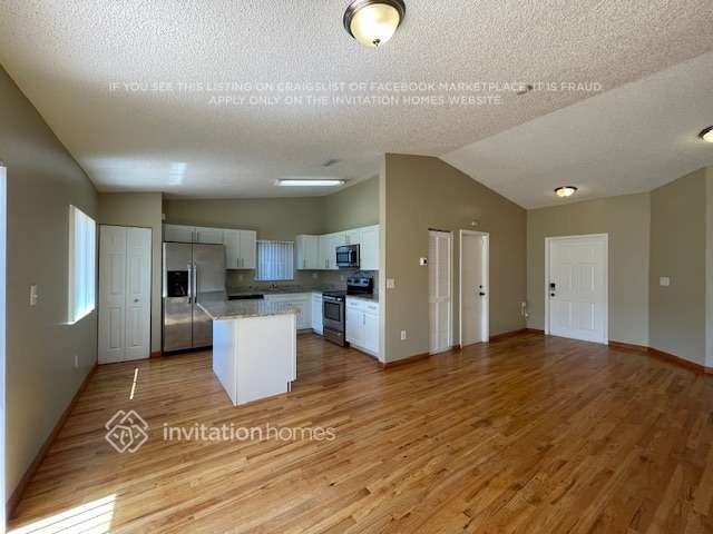 17532 Sw 137th Ct - Photo 6 of 29