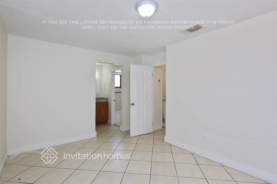 12330 Sw 193rd St - Photo 5 of 9