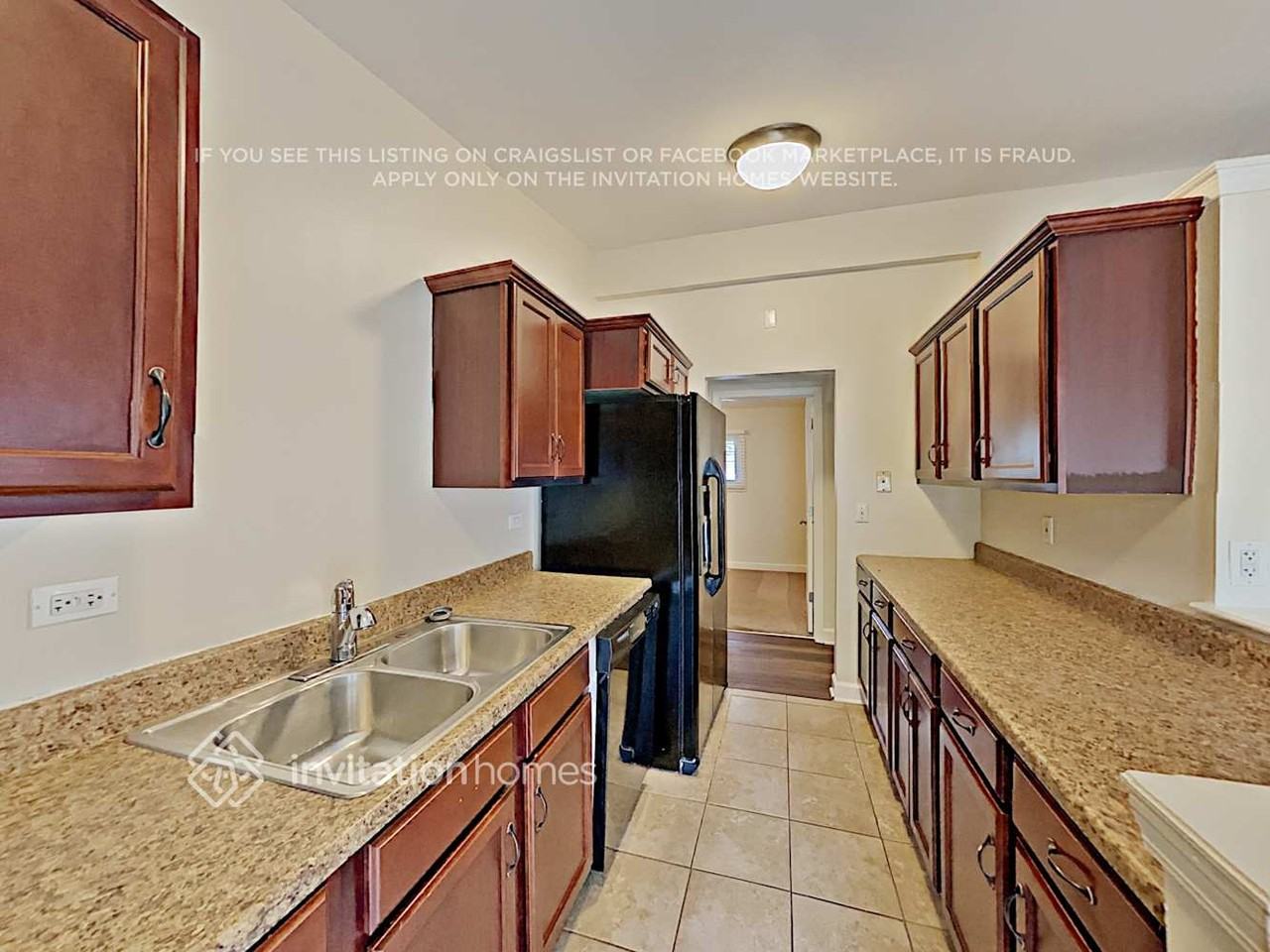 778 N Elmwood Dr - Photo 5 of 16