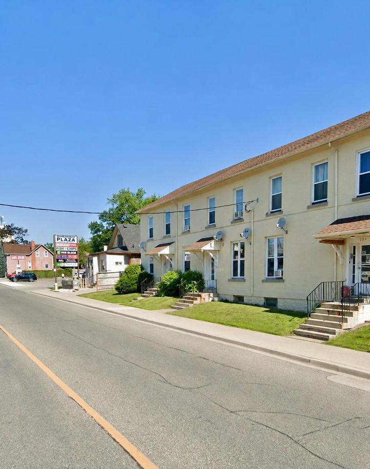 146 King St E - Photo 3 of 8