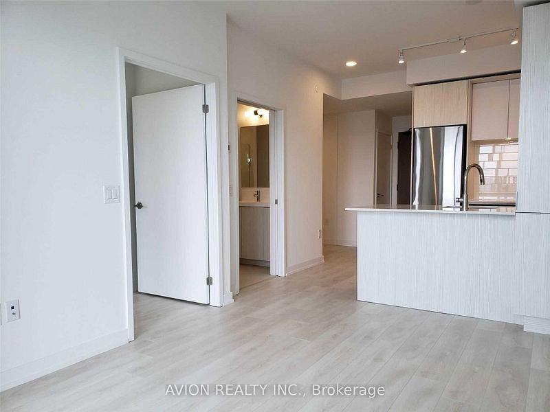 225 Sumach Street #2807 - Photo 3 of 17