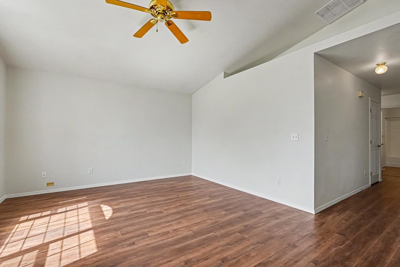 2463 N Stone Pl #1 - Photo 4 of 28