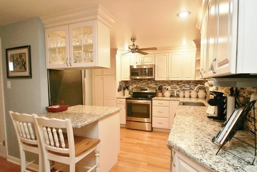1912 Fairland Ave #1 - Photo 6 of 38