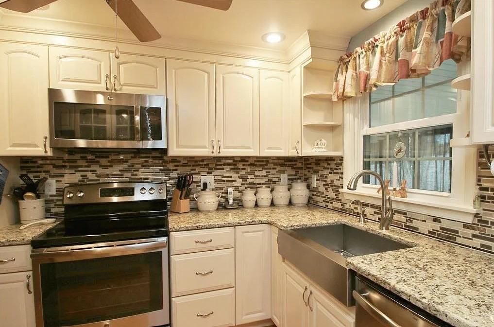 1912 Fairland Ave #1 - Photo 7 of 38