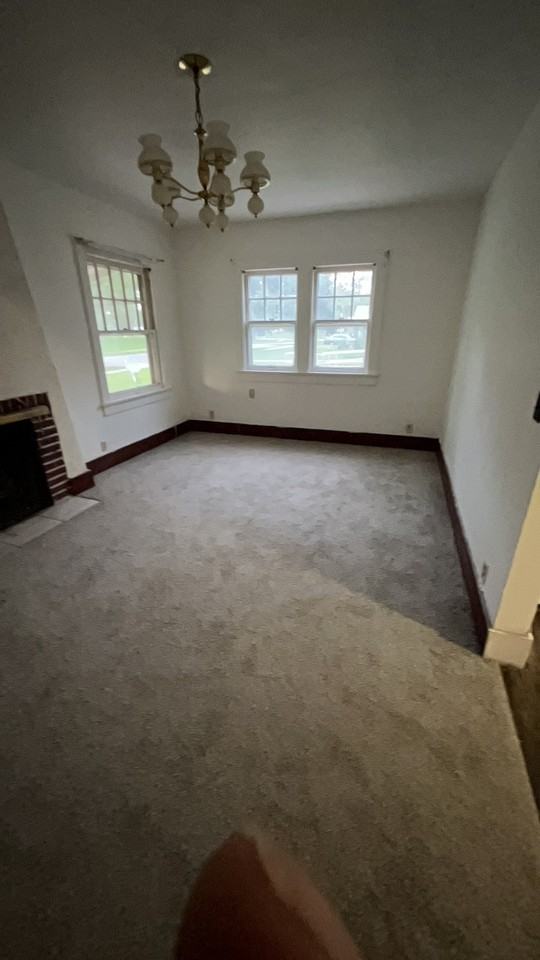 1005 E Whitmer St - Photo 2 of 4