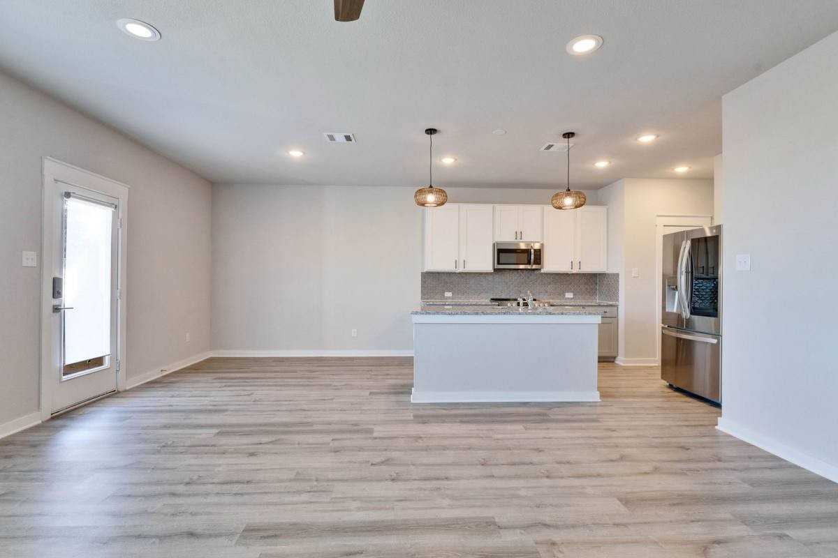 253 Fieldwood Dr #C - Photo 3 of 10