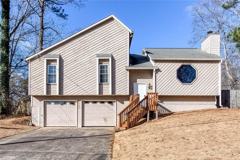 4049 Leicester Dr Ne - Photo 1 of 1