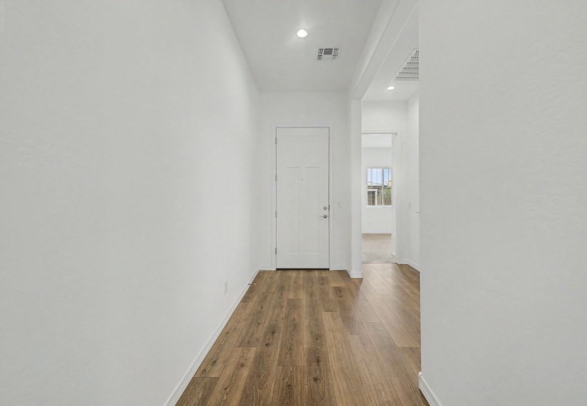 20114 W Montecito Ave - Photo 4 of 31