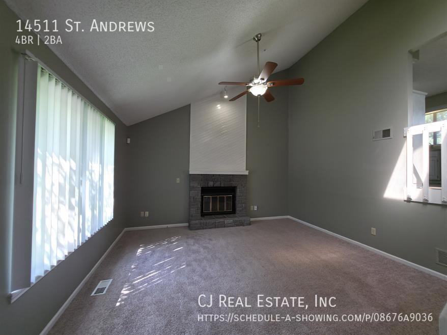 14511 Saint Andrews Dr - Photo 2 of 11
